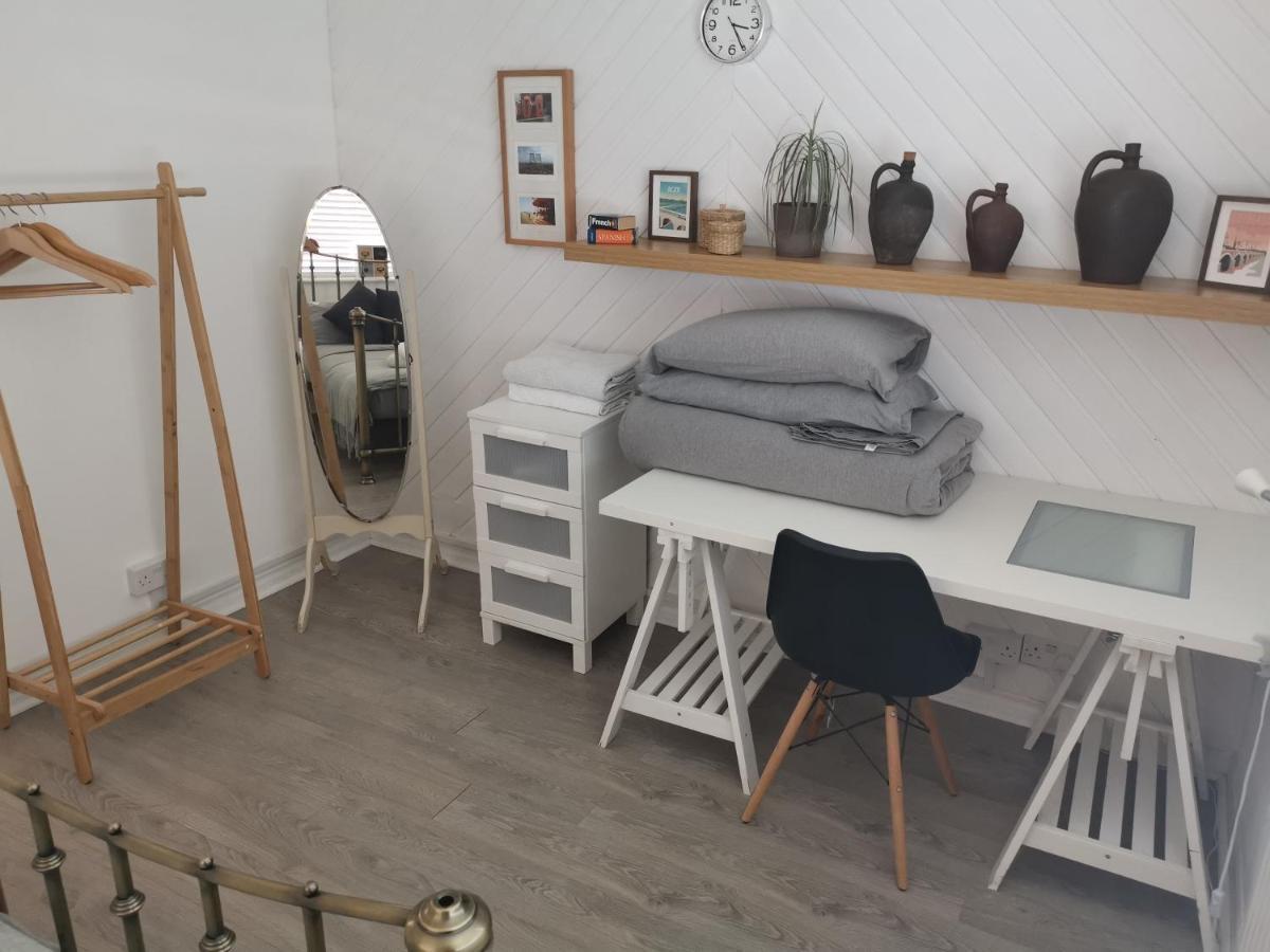 Bungalow With Parking, Near Preston Park Hove Extérieur photo